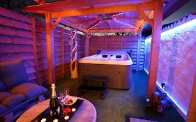 Lovina Chambre De Charme Avec Jaccuzi