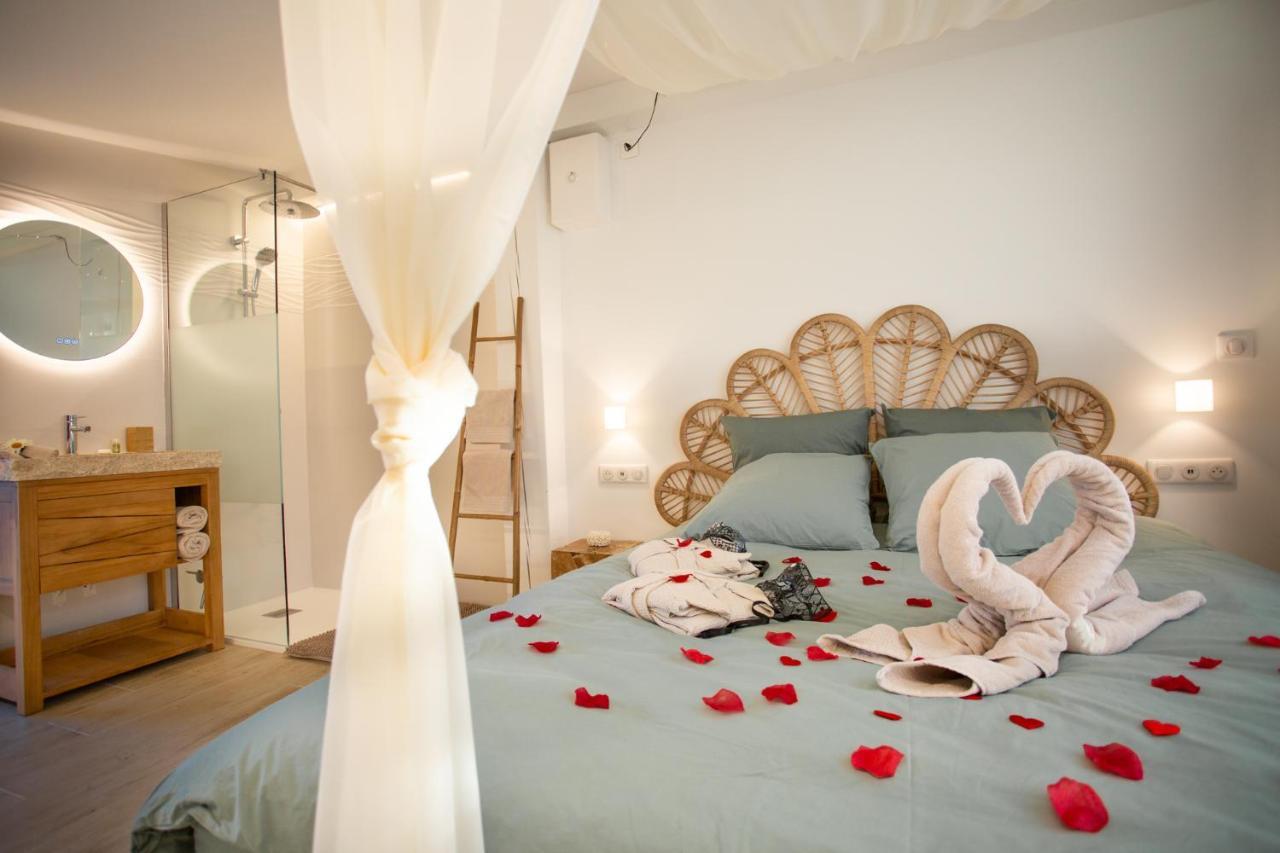 Lovina Chambre De Charme Avec Jaccuzi Velaux Extérieur photo
